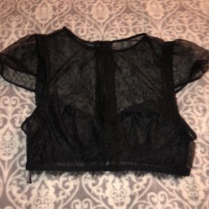 VICTORIAS SECRET Lace Cap Sleeve Top